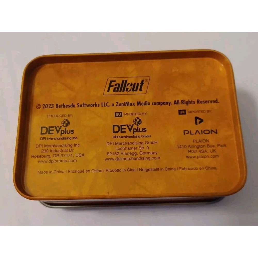 Fallout Nuka Cola Wild Bottle Cap Series Tin For Glass Rocket Figure NEW - Picture 3 of 4
